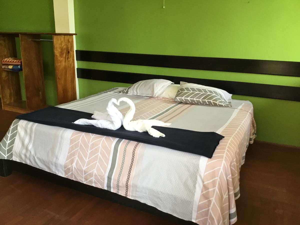 Tambopata Hostel Puerto Maldonado Exterior photo